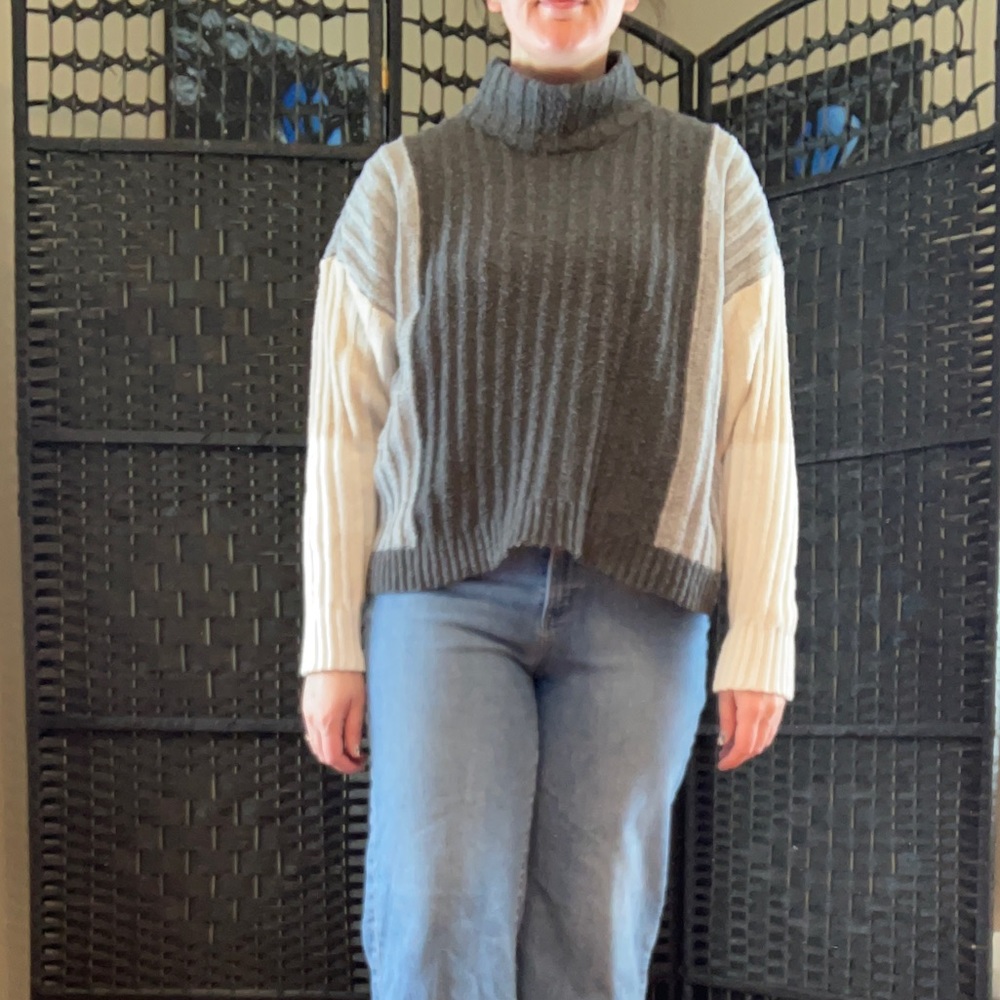 Time and Tru Sweater